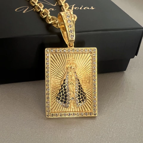 MEDALHA N.SENHORA FUNDO RAIADO - 4,5x3,3cm - comprar online