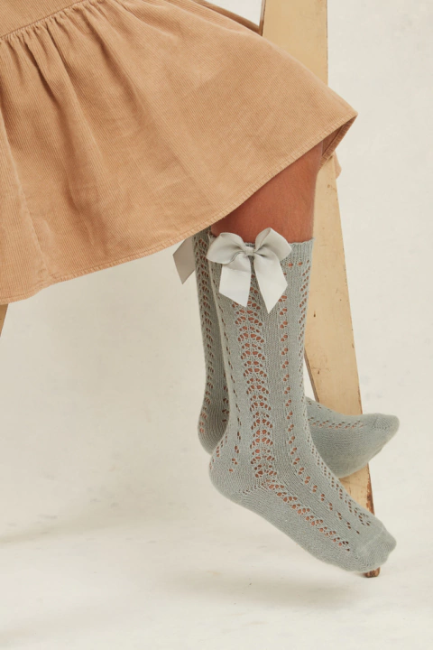 Tres cuartos caladitas hilo celeste plata