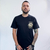 Camiseta Trust no One Preta na internet