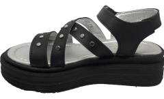 Sandalia con tachas (art. 523.1) - comprar online