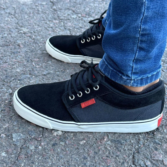 Zapatilla DENVER con cuero descarne gamuzado — imagen 12