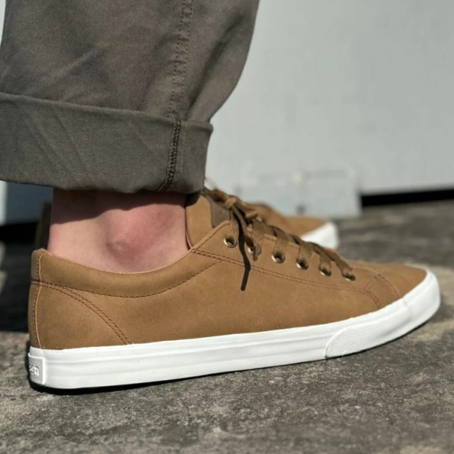 Zapatilla LUCAN de cuero sintético — imagen 12
