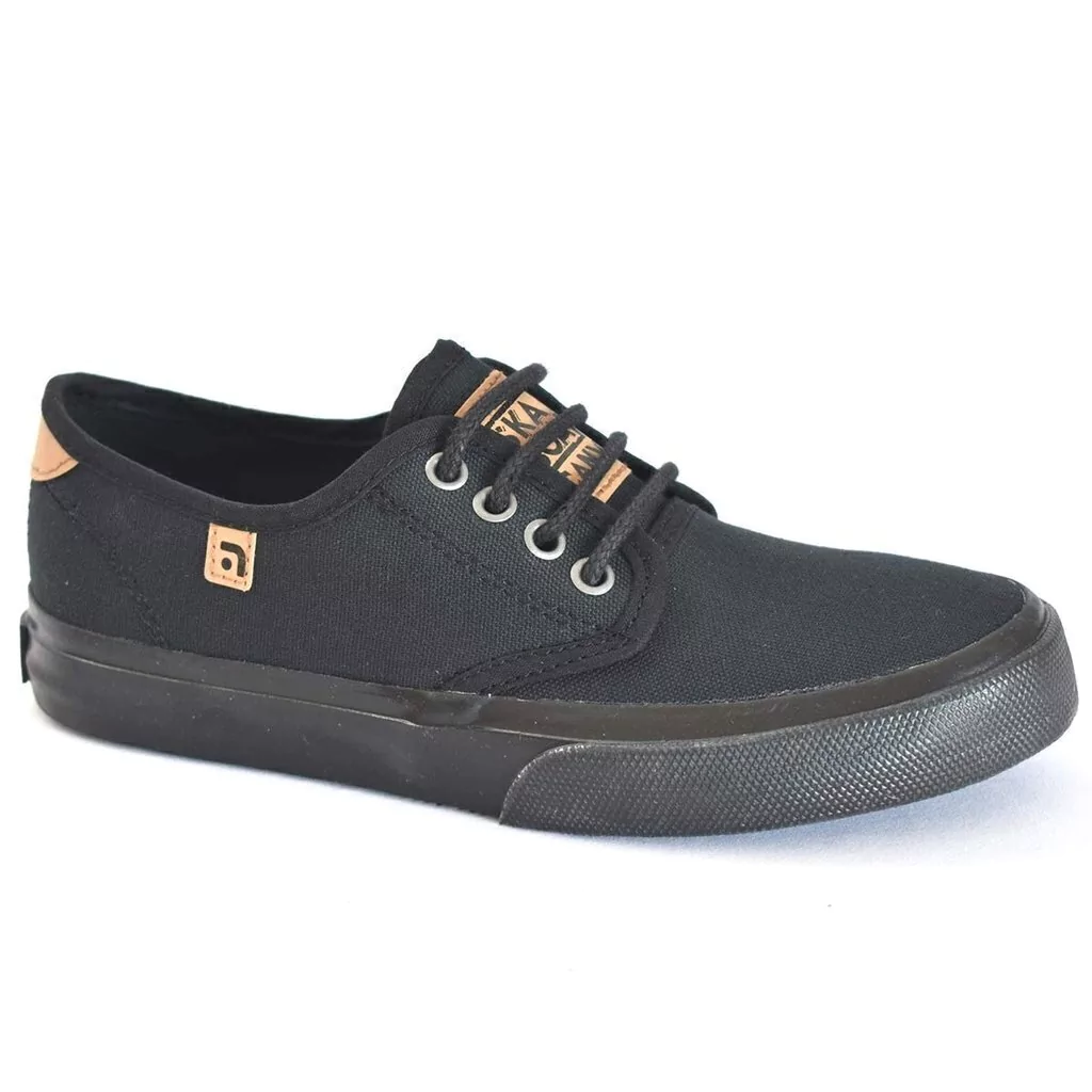 Zapatilla Brooklyn lona All Black DISCONTINUOS