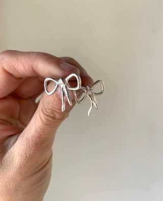 Aros Moño, Plata