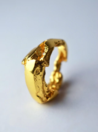 Anillo Barroca, Oro