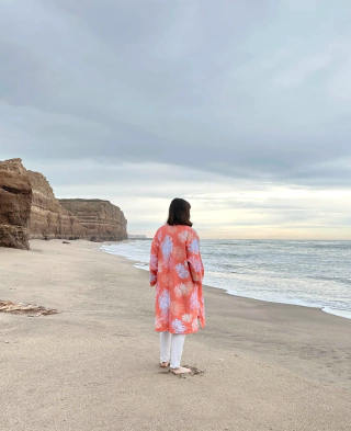 Kimono Añagua, Coral