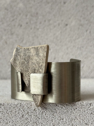 Brazalete, Brutalista A - comprar online