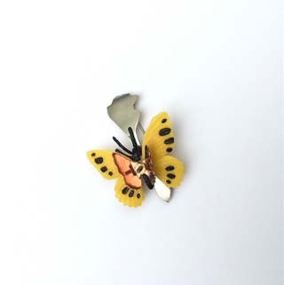 Broche Mariposa, Amarillo