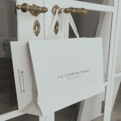 AJUAR PRAGA en internet