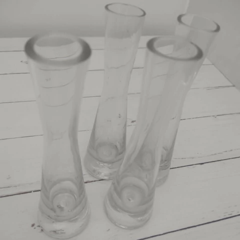 19 FLOREROS FINITOS TRANSPARENTES