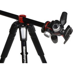 Tripé Manfrotto MT055XPRO3-3W Aluminum 3-Way Pan/Tilt Head