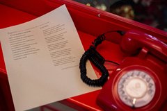 Poemas por teléfono nacional