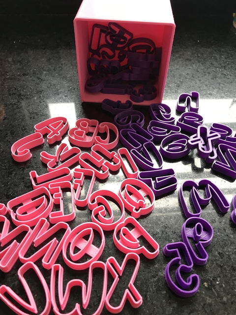 Cortantes Letra Sweet 3cm + Caja