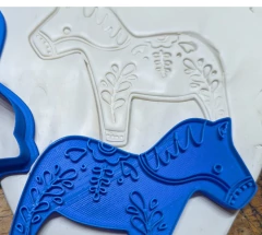 cortante caballo nordico con detalle - comprar online