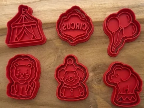 cortante set x 6 circo con globos.