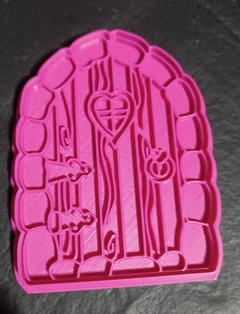 cortante puerta medieval