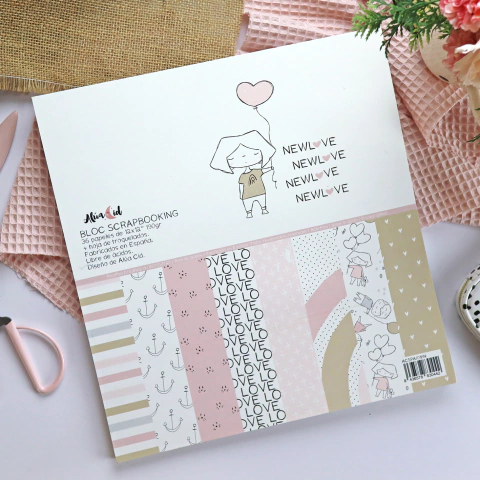 Bloc de papeles 12x12" con troquelados NEW LOVE Alua Cid