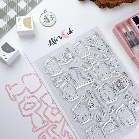 Set de sellos+troqueles Feliz DADIVAN - comprar online