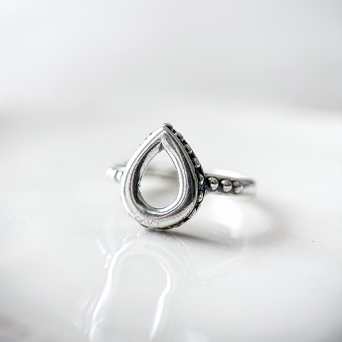 Anillo Gota (Talle 18)