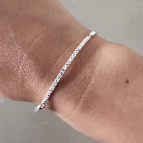 Pulsera Under Arrest