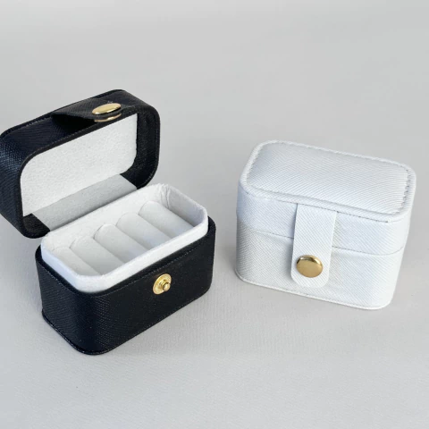 Joyero Put A Ring On It Black - comprar online