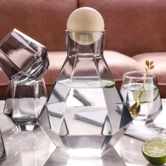 SET DE JARRA Y 4 VASOS DIAMANTE PA250 en internet