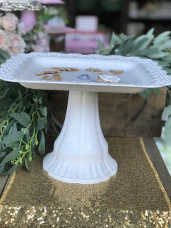 BANDEJA CON PIE 30X30X21CM X UNIDAD PA43-B-03/04 - PITTA IMPORTACIONES