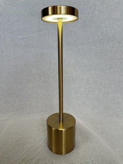 Imagen de LAMPARA LED GOLD CON CABLE USB PA210