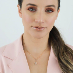 PINGENTE DE OURO ROSÉ 18K E DIAMANTES