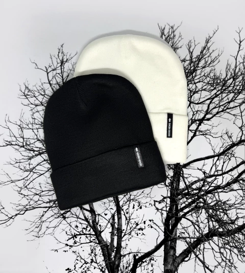 GORRA LANA GOOD NEWS - comprar online