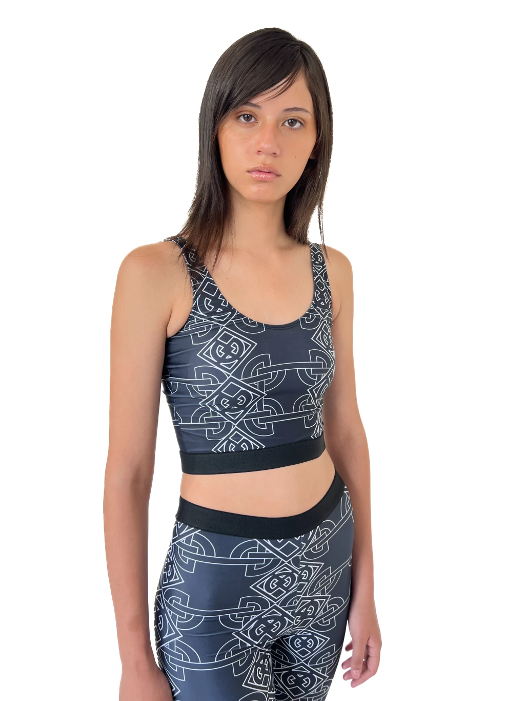 top monograma negro
