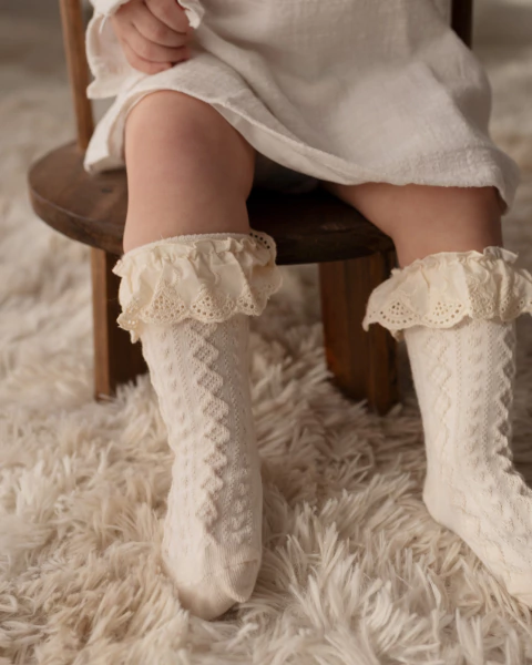 MEDIA CON PUNTILLA NUDE DE 1 A 3 AÑOS - comprar online