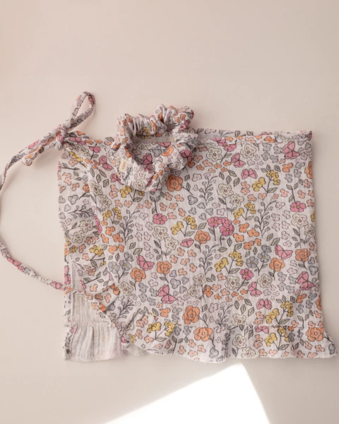 PAREO FLOREADO FUCSIA + SCRUNCHIE - comprar online