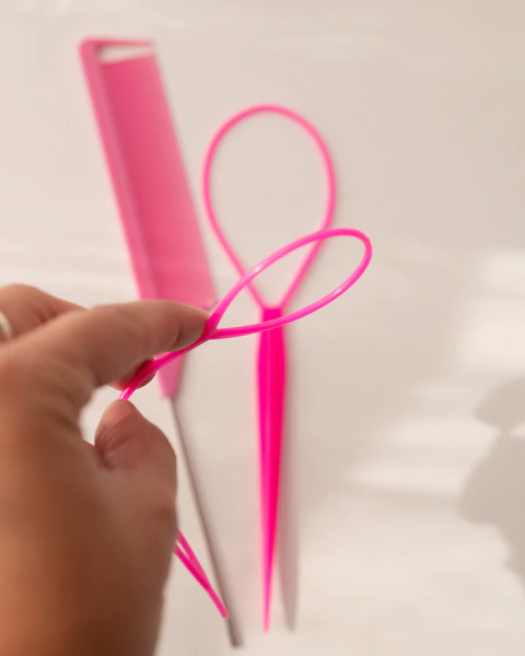 PEINE DE COLA + ACCESORIOS DE PEINADO ROSA - comprar online