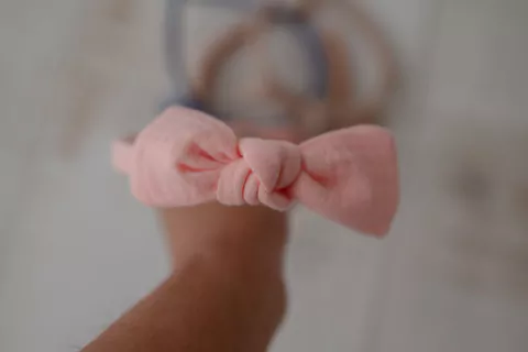 Vincha rigida Clara salmon