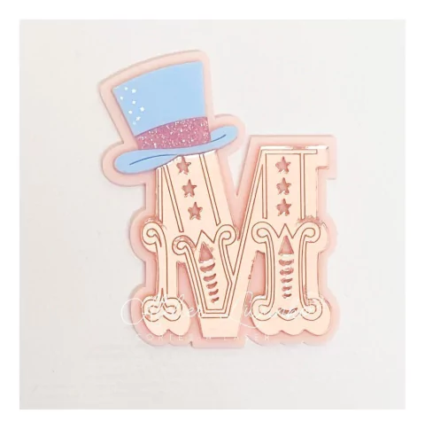 Aplique em Acrílico Inicial em Camada com Cartola Circo (3 peças)