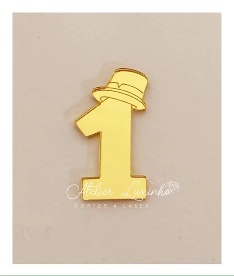 Aplique em acrílico Número com Chapéu Mundo Bita (5 Peças)