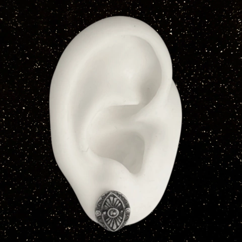 Brinco Oval Grafite Fosco com Bolinha - comprar online