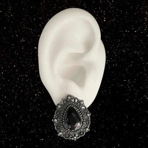 Brinco Gota Pedra Preta Grafite Fosco - comprar online