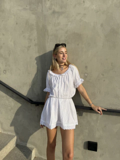 White Summer Dress en internet