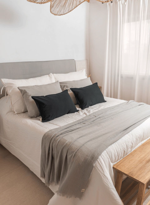 Almohadón Maiori 60x40 - comprar online