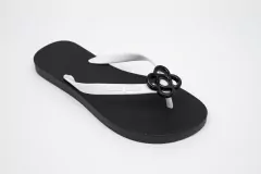 Chinelo Petite Jolie Branco e Preto PJ6979 - comprar online