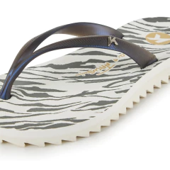 Kenner Feminina Tasha e Tracie Branco Original 1007-1 na internet