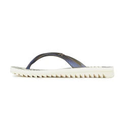 Kenner Feminina Tasha e Tracie Branco Original 1007-1 - Experimente modas Uot | Maresia | Kenner