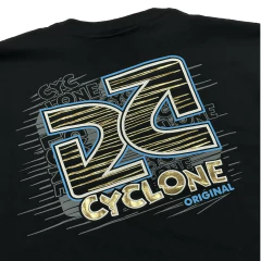 Camiseta Cyclone Preta Original 010236450 - comprar online