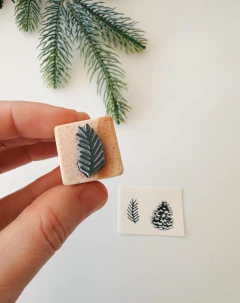 Carimbo duo pinha e raminho - Carimbos e Limões