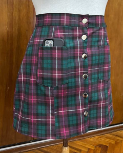 Falda "Escocia" en internet