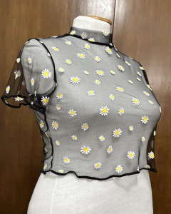 Crop top "Daisy" negro en internet