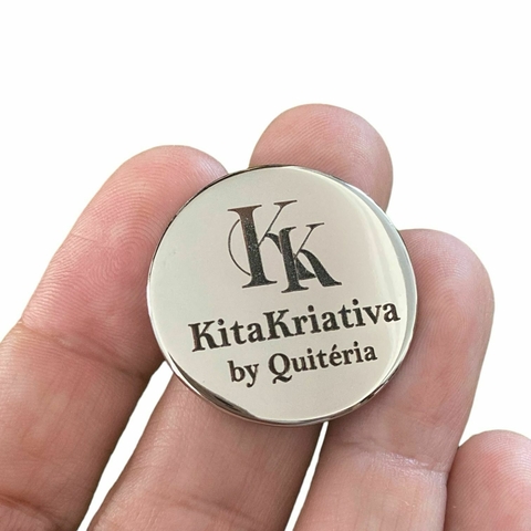 Plaquinha Metálica de 3cm redonda com Garra