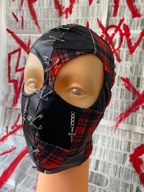 MASCARA PUNK 3